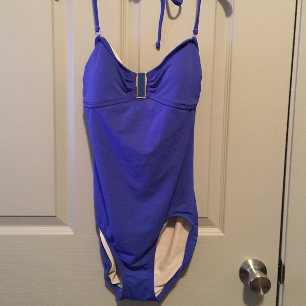 Merona blue one piece bathing suit 🩱.